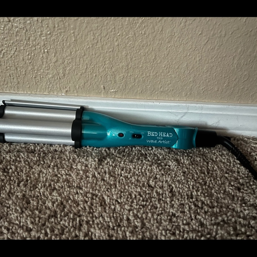 BEDHEAD Wave Maker New